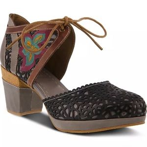 L’Artiste Sringstep Wonderful Leather Pumps